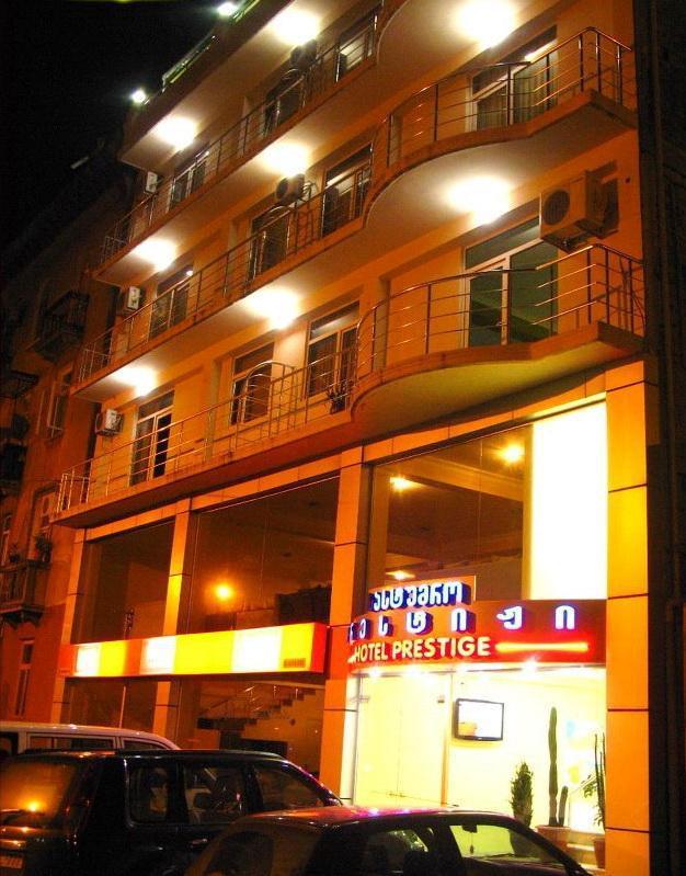 威望酒店 巴统 外观 照片